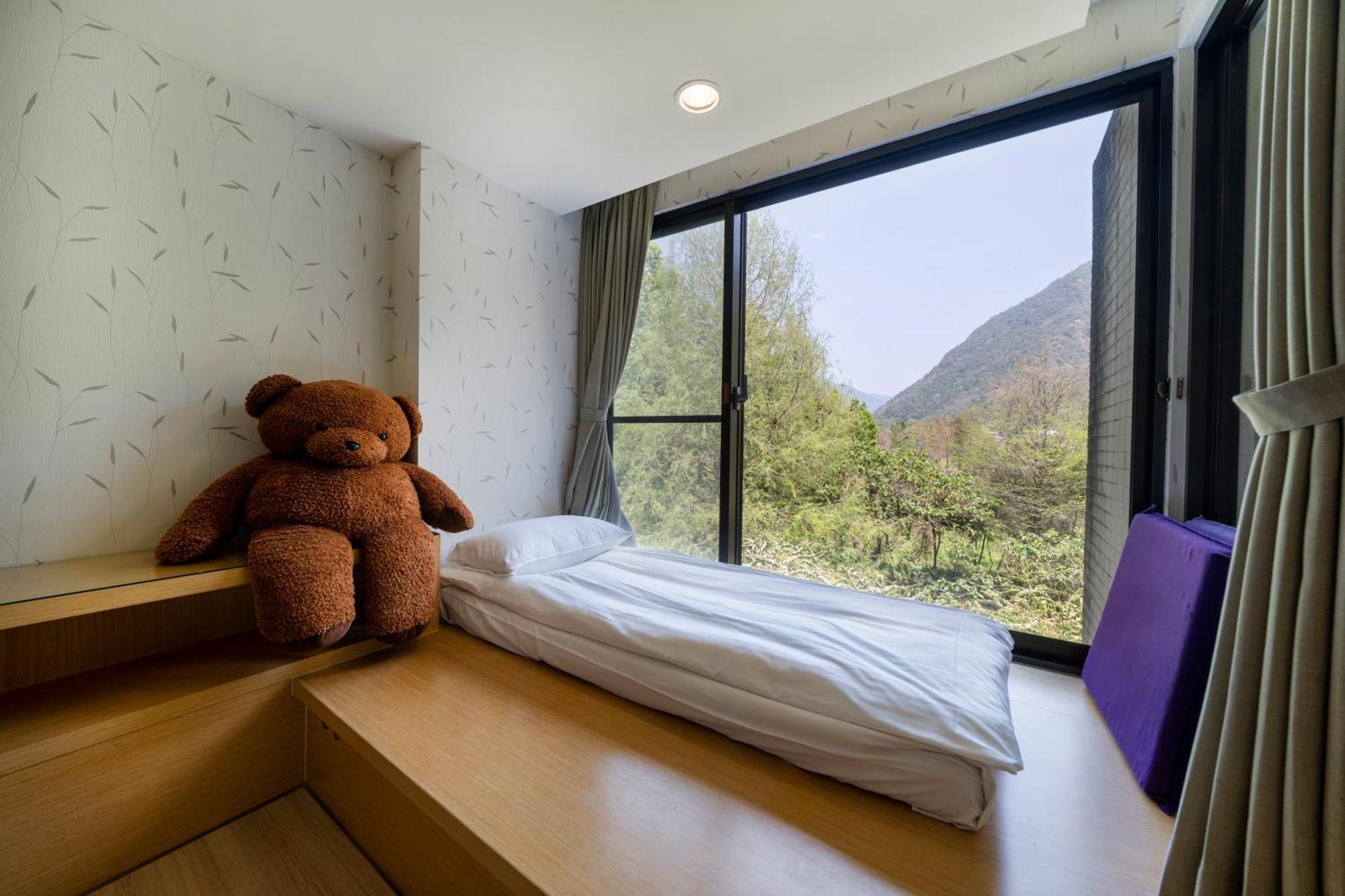 Tai-Yi Red Maple Resort Puli Exterior photo