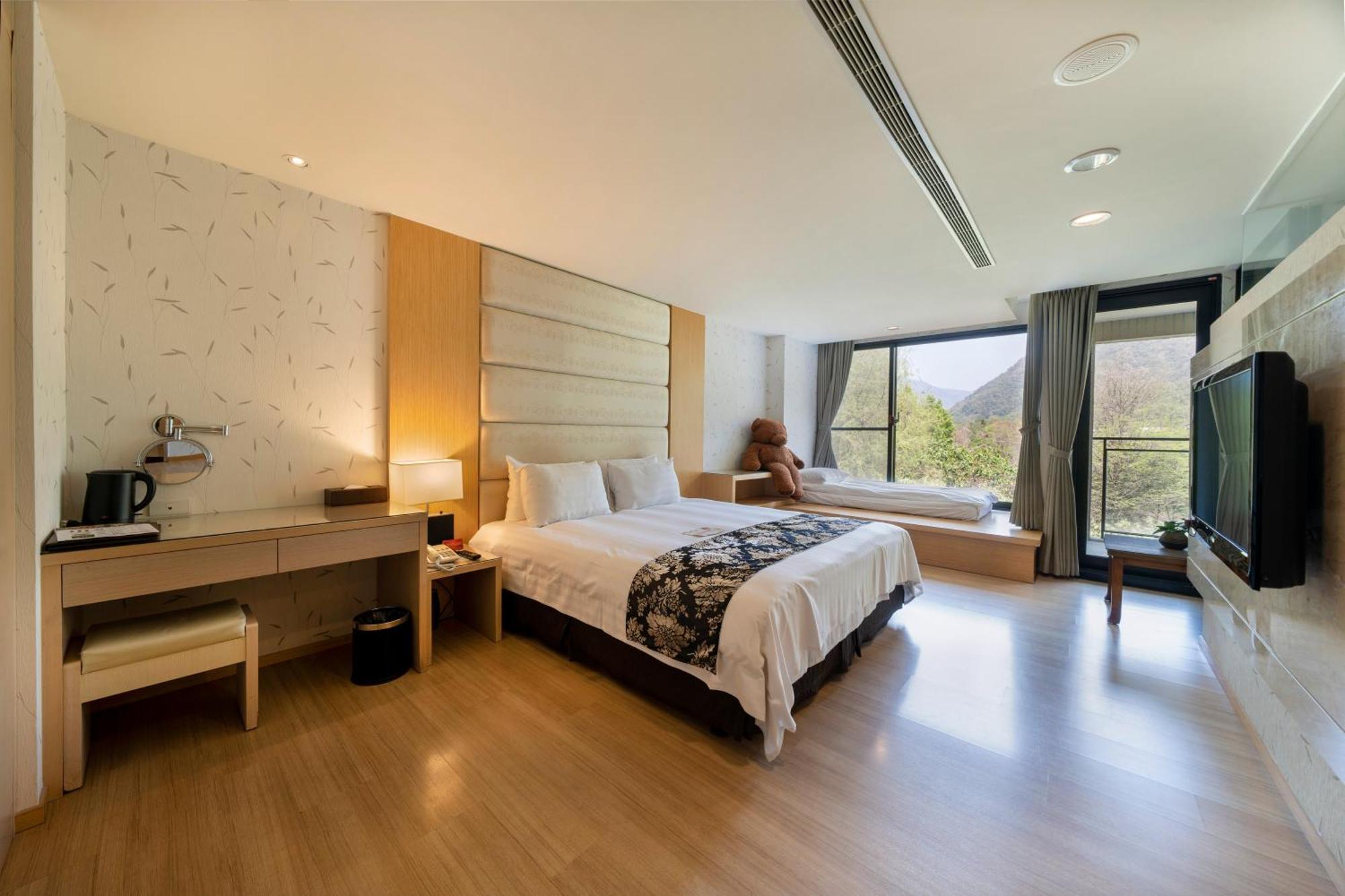 Tai-Yi Red Maple Resort Puli Exterior photo