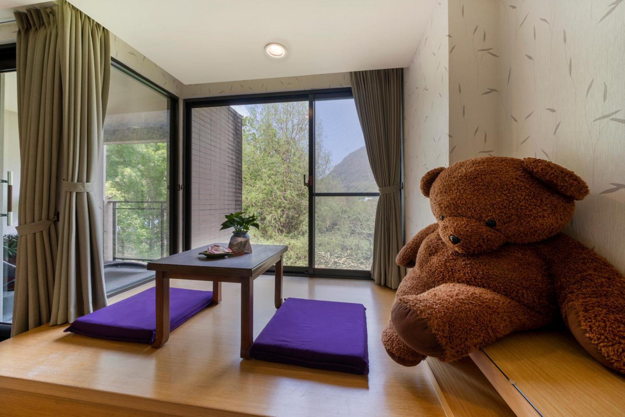 Tai-Yi Red Maple Resort Puli Exterior photo
