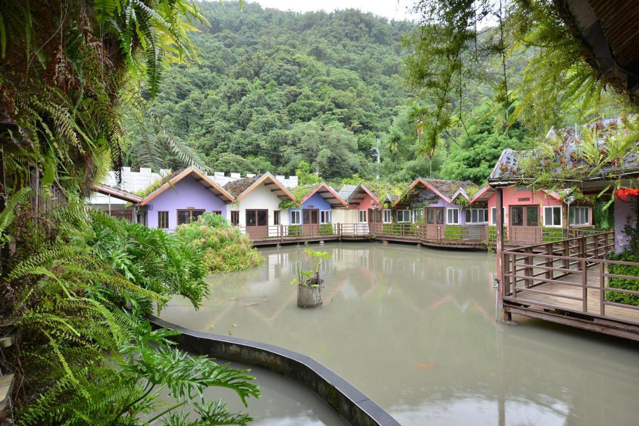 Tai-Yi Red Maple Resort Puli Exterior photo